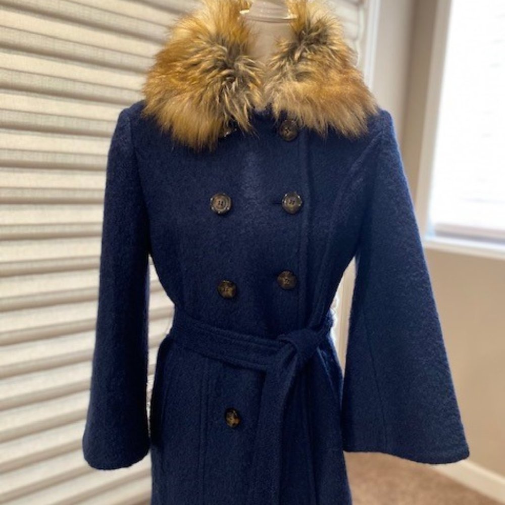 Sold….  LAUNDRY by Shelli Segal Wool Coat - Picture 2 of 16